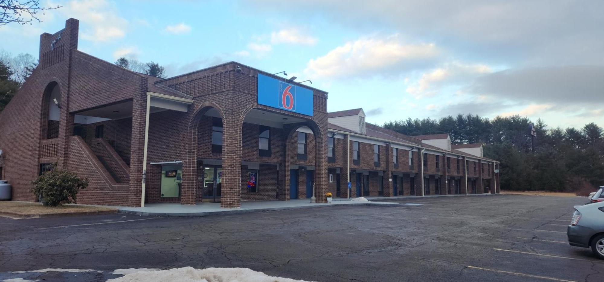 Motel 6 Fancy Gap Va Exteriér fotografie